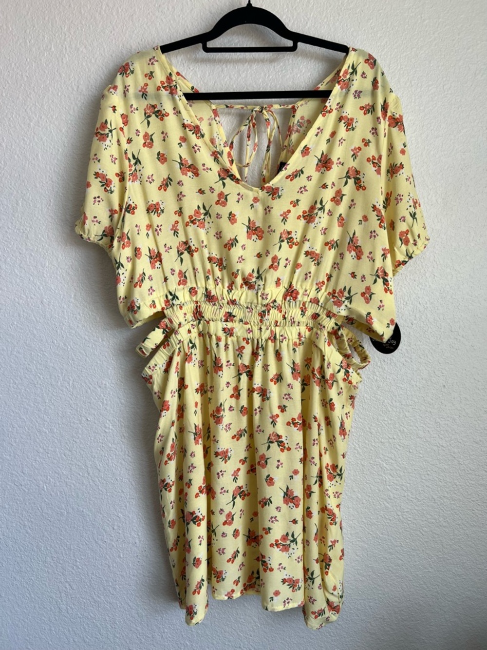 Women's Yellow Floral Tie-Back Mini Dress with Cinched Waist